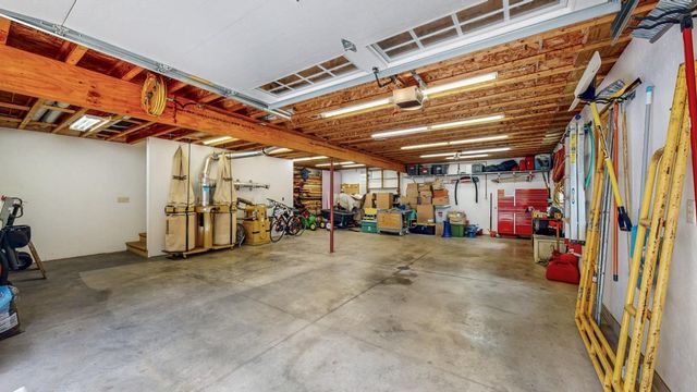 6317 Oak Meadow Lane NW, Rochester, MN 55901