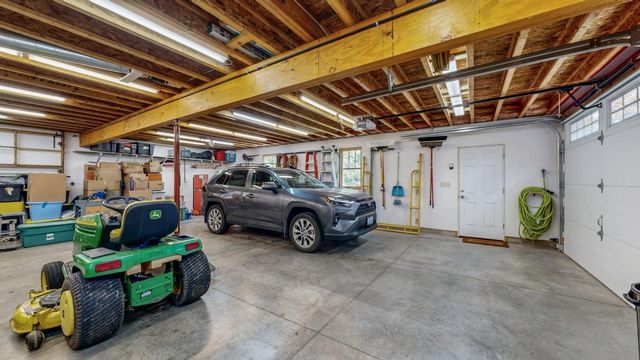 6317 Oak Meadow Lane NW, Rochester, MN 55901