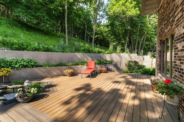 6317 Oak Meadow Lane NW, Rochester, MN 55901