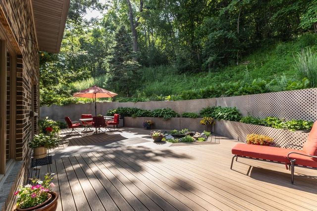 6317 Oak Meadow Lane NW, Rochester, MN 55901