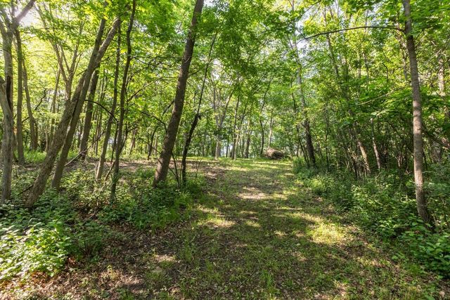 6317 Oak Meadow Lane NW, Rochester, MN 55901