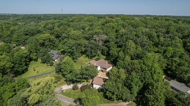 6317 Oak Meadow Lane NW, Rochester, MN 55901