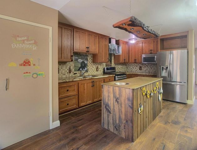 12706 Julian Ave, Lakeside, CA 92040
