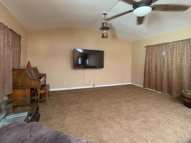 12706 Julian Ave, Lakeside, CA 92040