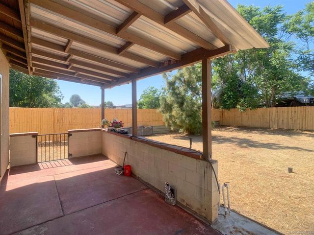 12706 Julian Ave, Lakeside, CA 92040