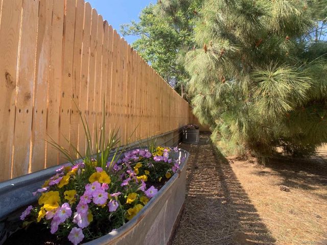 12706 Julian Ave, Lakeside, CA 92040