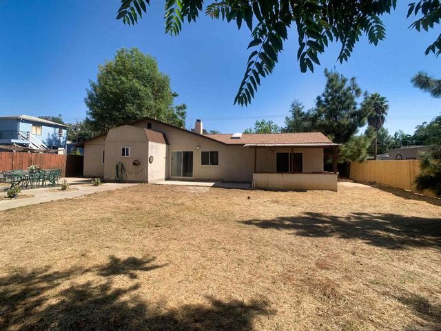 12706 Julian Ave, Lakeside, CA 92040