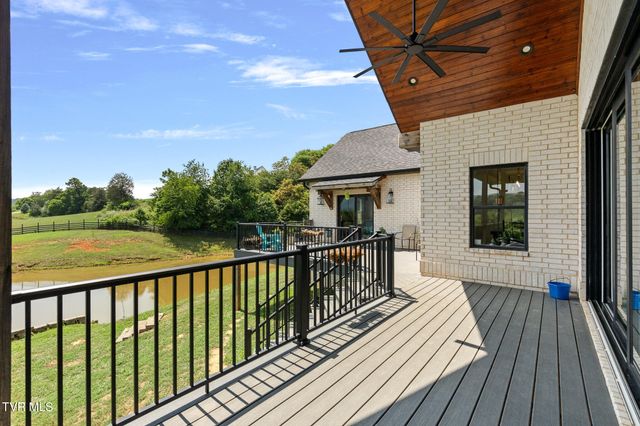 571 Mayberry Road, Jonesborough, TN 37659