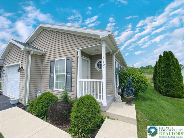 673 Rosecliff Drive, Forks Twp, PA 18040