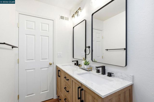 1161 Aspen Dr, Concord, CA 94520