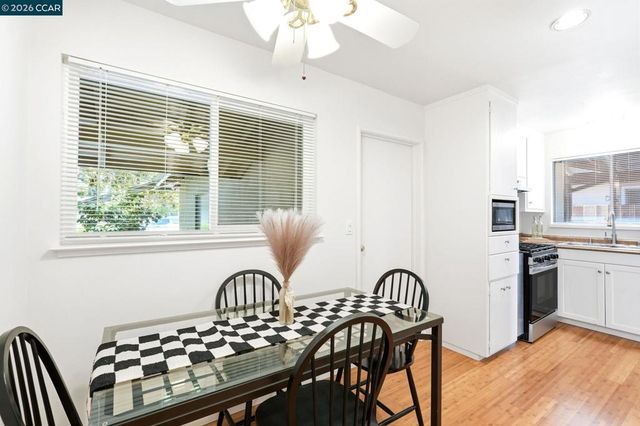 1161 Aspen Dr, Concord, CA 94520