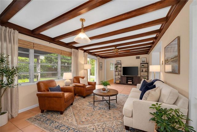 8115 SW 63rd Pl, Miami, FL 33143