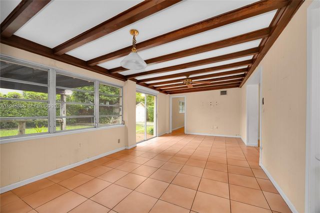 8115 SW 63rd Pl, Miami, FL 33143