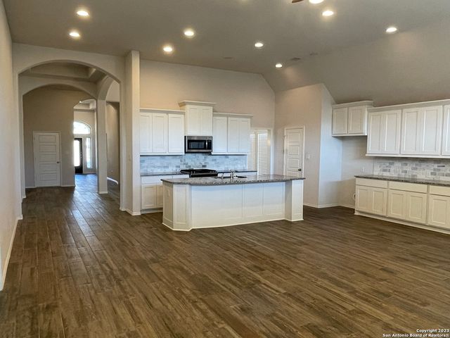 9114 YEARLING ST, San Antonio, TX 78254