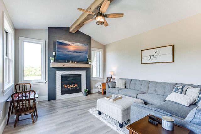 4906 139th Avenue NE, Ham Lake, MN 55304