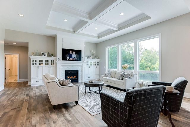 4906 139th Avenue NE, Ham Lake, MN 55304