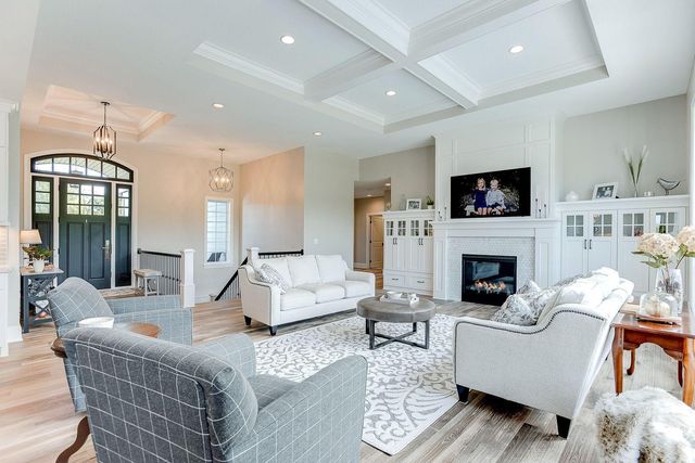 4906 139th Avenue NE, Ham Lake, MN 55304