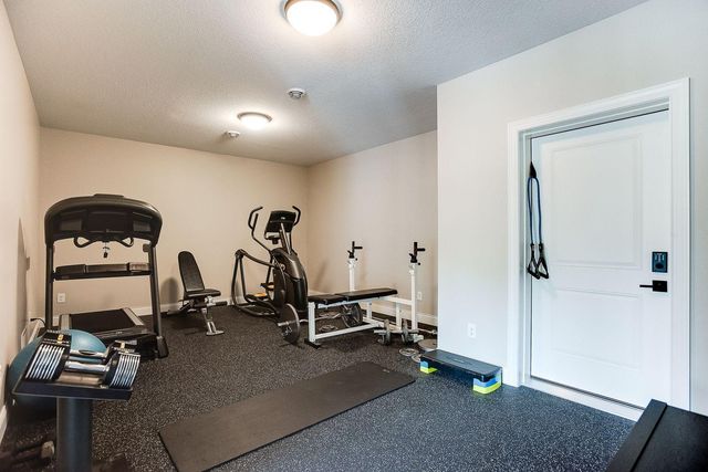 4906 139th Avenue NE, Ham Lake, MN 55304