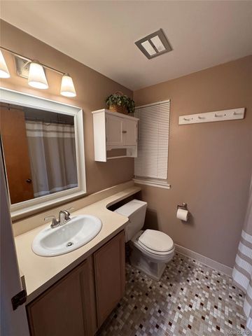 24600 Olde Orchard Street, Novi, MI 48375