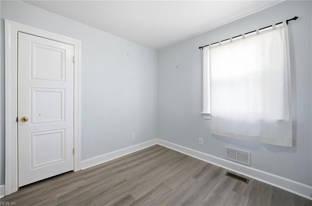 3813 Race ST, Portsmouth, VA 23707