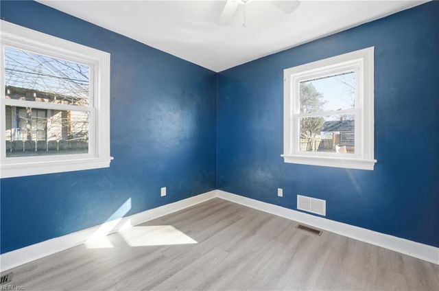 3813 Race ST, Portsmouth, VA 23707