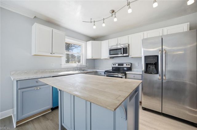 3813 Race ST, Portsmouth, VA 23707