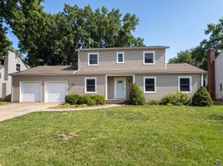 2021 SW 29th TER, Topeka, KS 66611
