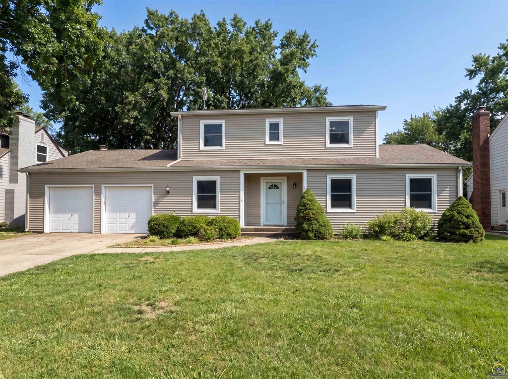 2021 SW 29th TER, Topeka, KS 66611