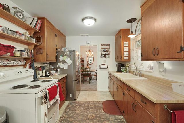 400 N Fairmont Ave, Lodi, CA 95240