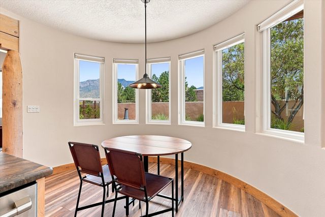 6420 Anasazi Drive NE, Albuquerque, NM 87111