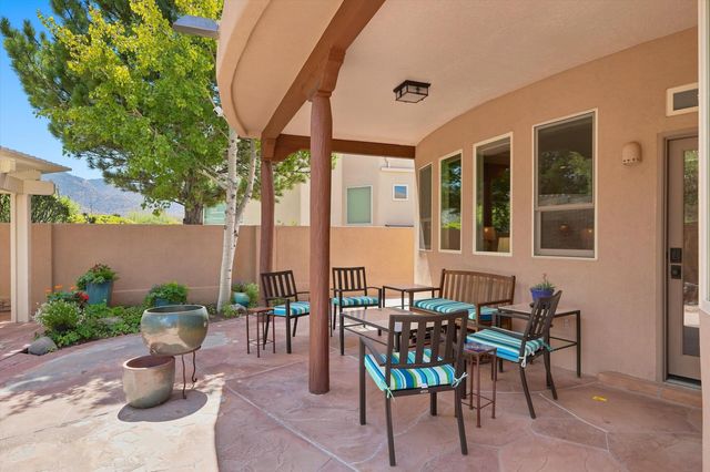 6420 Anasazi Drive NE, Albuquerque, NM 87111