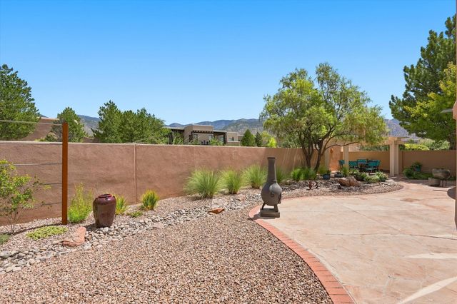 6420 Anasazi Drive NE, Albuquerque, NM 87111