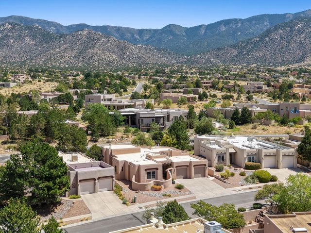 6420 Anasazi Drive NE, Albuquerque, NM 87111