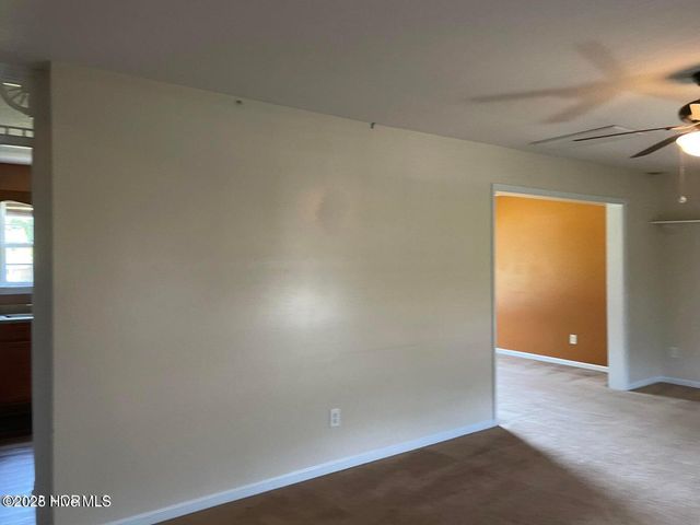 102 White Stone Court, Jacksonville, NC 28546