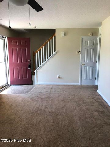 102 White Stone Court, Jacksonville, NC 28546