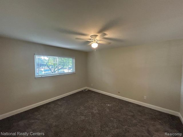 683 E Fox Hills Drive 68, Bloomfield Hills, MI 48304