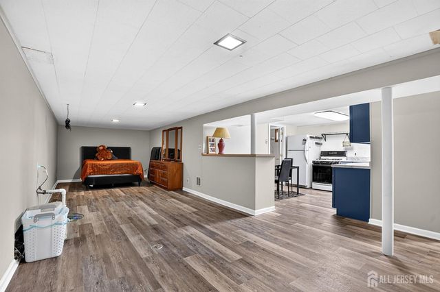 23 Monroe Avenue, Carteret, NJ 07008