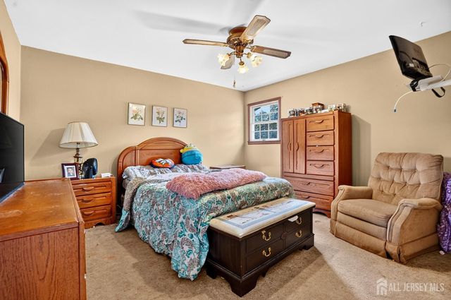 23 Monroe Avenue, Carteret, NJ 07008
