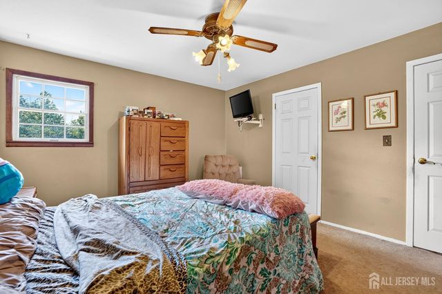 23 Monroe Avenue, Carteret, NJ 07008