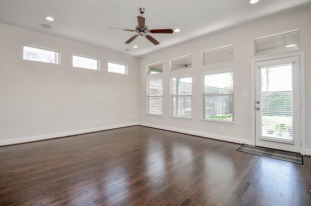 814 W 26th Street A, Houston, TX 77008