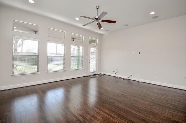 814 W 26th Street A, Houston, TX 77008