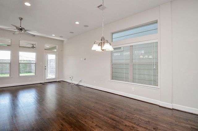 814 W 26th Street A, Houston, TX 77008