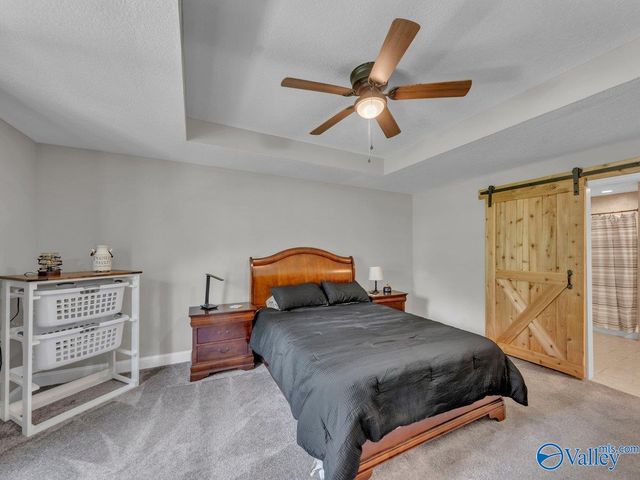 2450 Kuykendall Road, Albertville, AL 35951