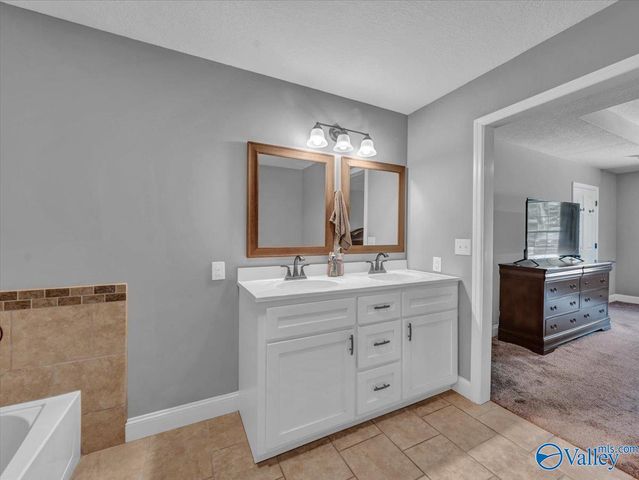 2450 Kuykendall Road, Albertville, AL 35951