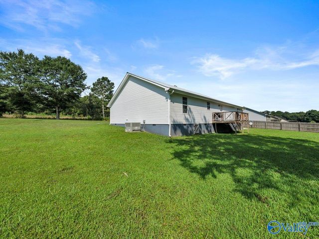 2450 Kuykendall Road, Albertville, AL 35951