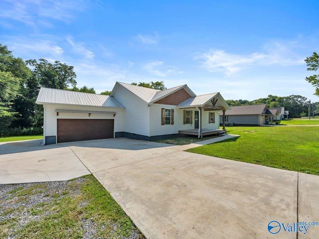 2450 Kuykendall Road, Albertville, AL 35951