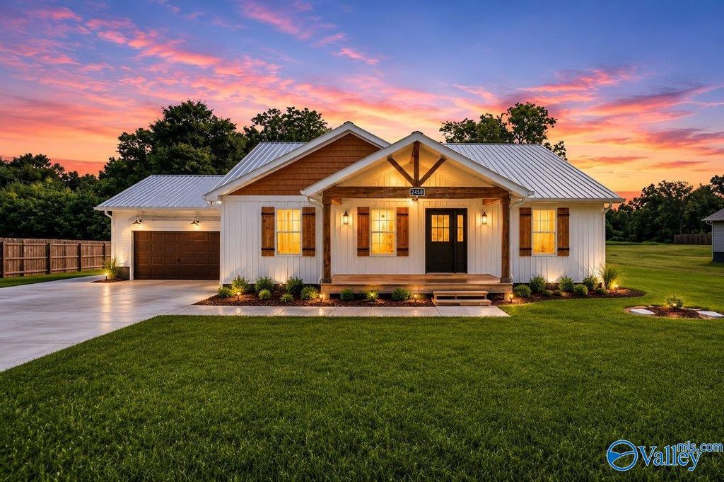 2450 Kuykendall Road, Albertville, AL 35951
