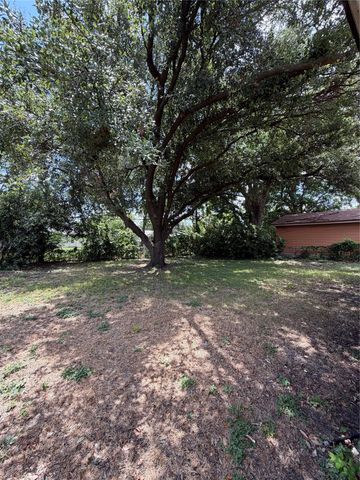 12136 Bellafonte Drive, Dallas, TX 75243