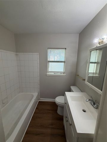 12136 Bellafonte Drive, Dallas, TX 75243