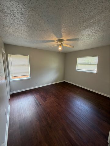 12136 Bellafonte Drive, Dallas, TX 75243